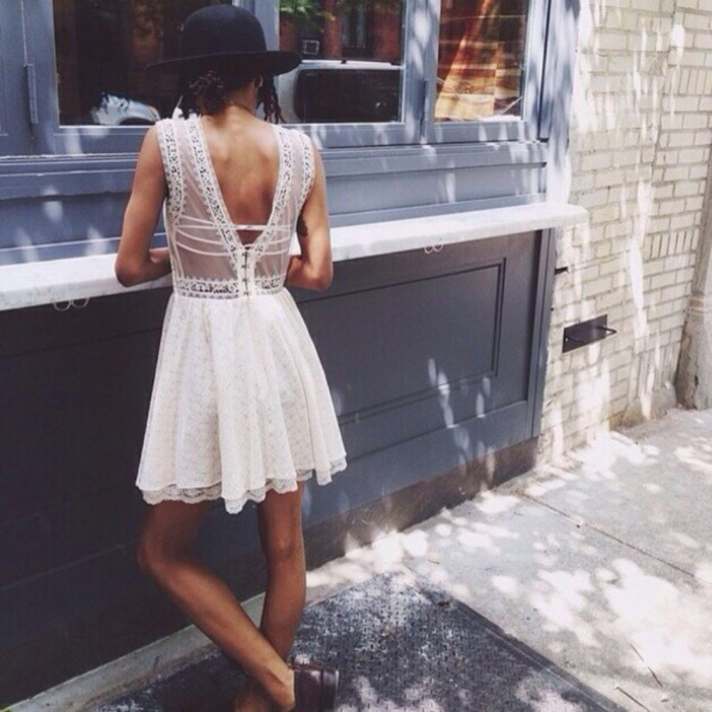 Free People 》Victoria Lace Mini Dress in Ivory